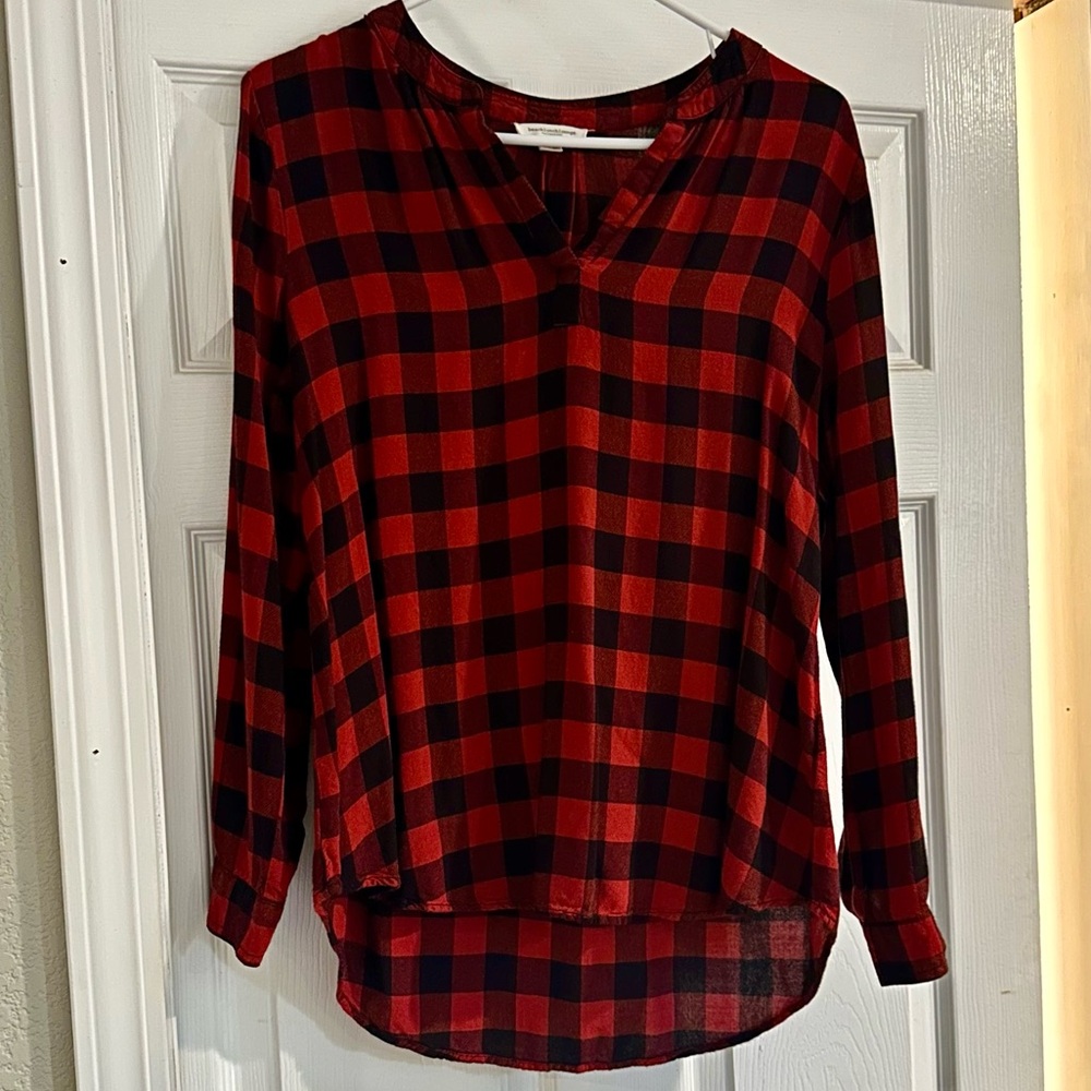 Red and black plaid top